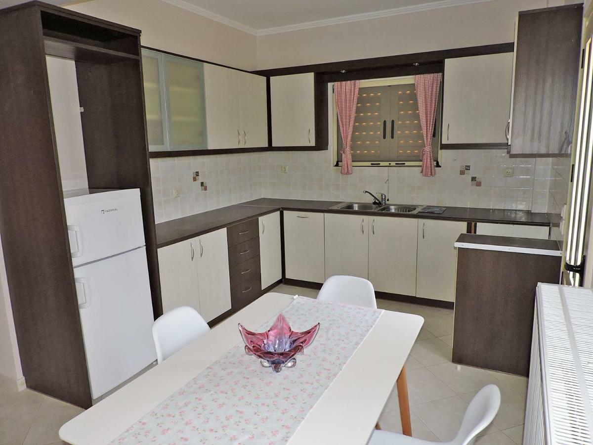 Markelia Apartments Lefkada エクステリア 写真