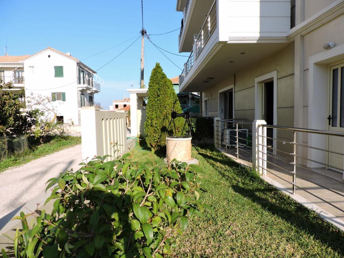 Markelia Apartments Lefkada エクステリア 写真