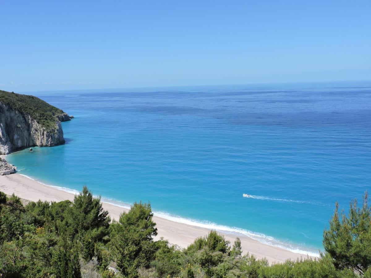 Markelia Apartments Lefkada エクステリア 写真