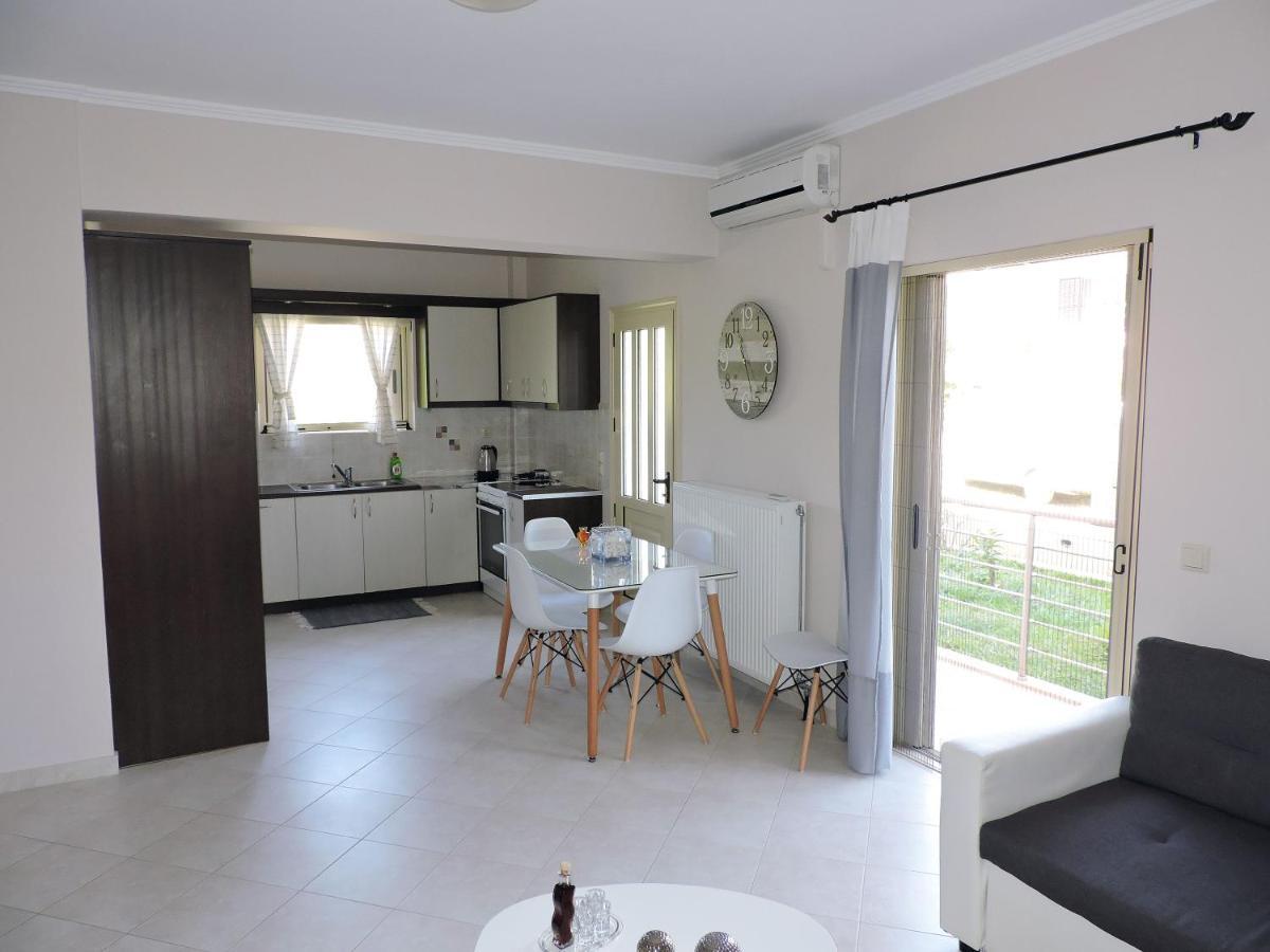 Markelia Apartments Lefkada エクステリア 写真