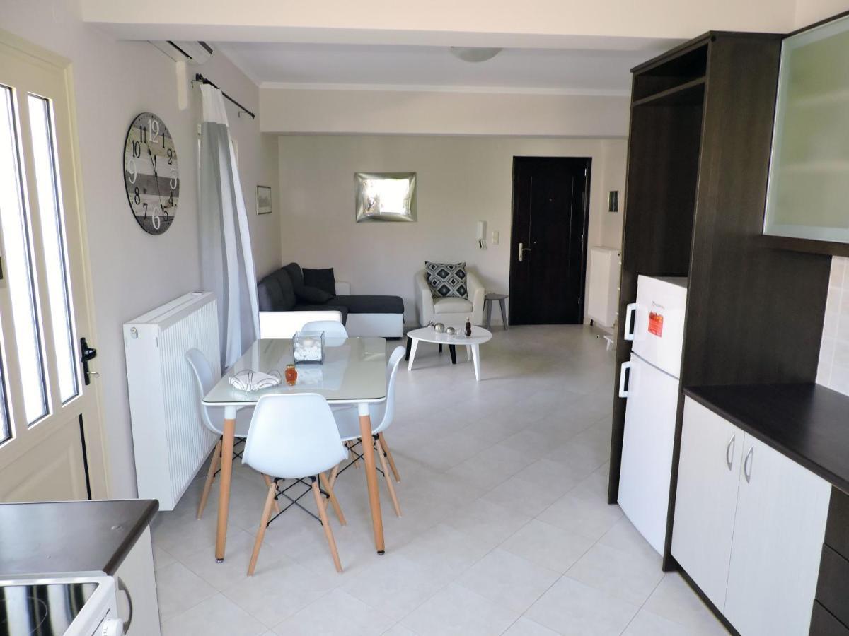 Markelia Apartments Lefkada エクステリア 写真